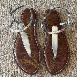 New Sam Edelman Gigi silver metallic thong Sandals